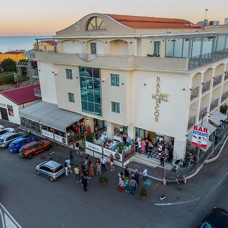 Hotel Napoleon Torre Melissa Exterior foto